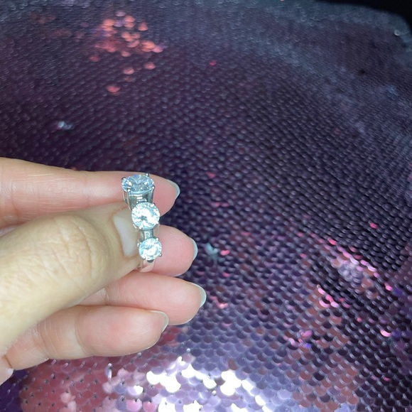 Triple zirconia sterling silver - Picture 9 of 9